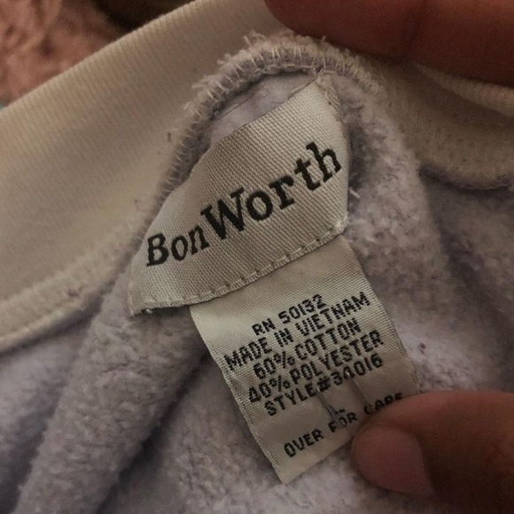 Lilac flower crewneck! - Picture 4 of 4